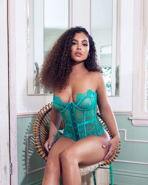 fantasy-2-piece-bustier-set