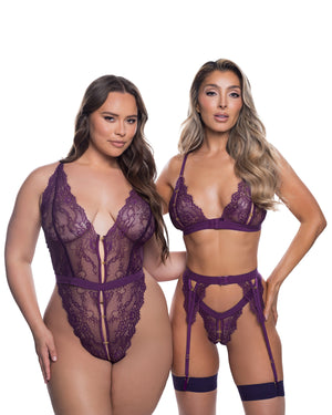 lace-fetish-teddy
