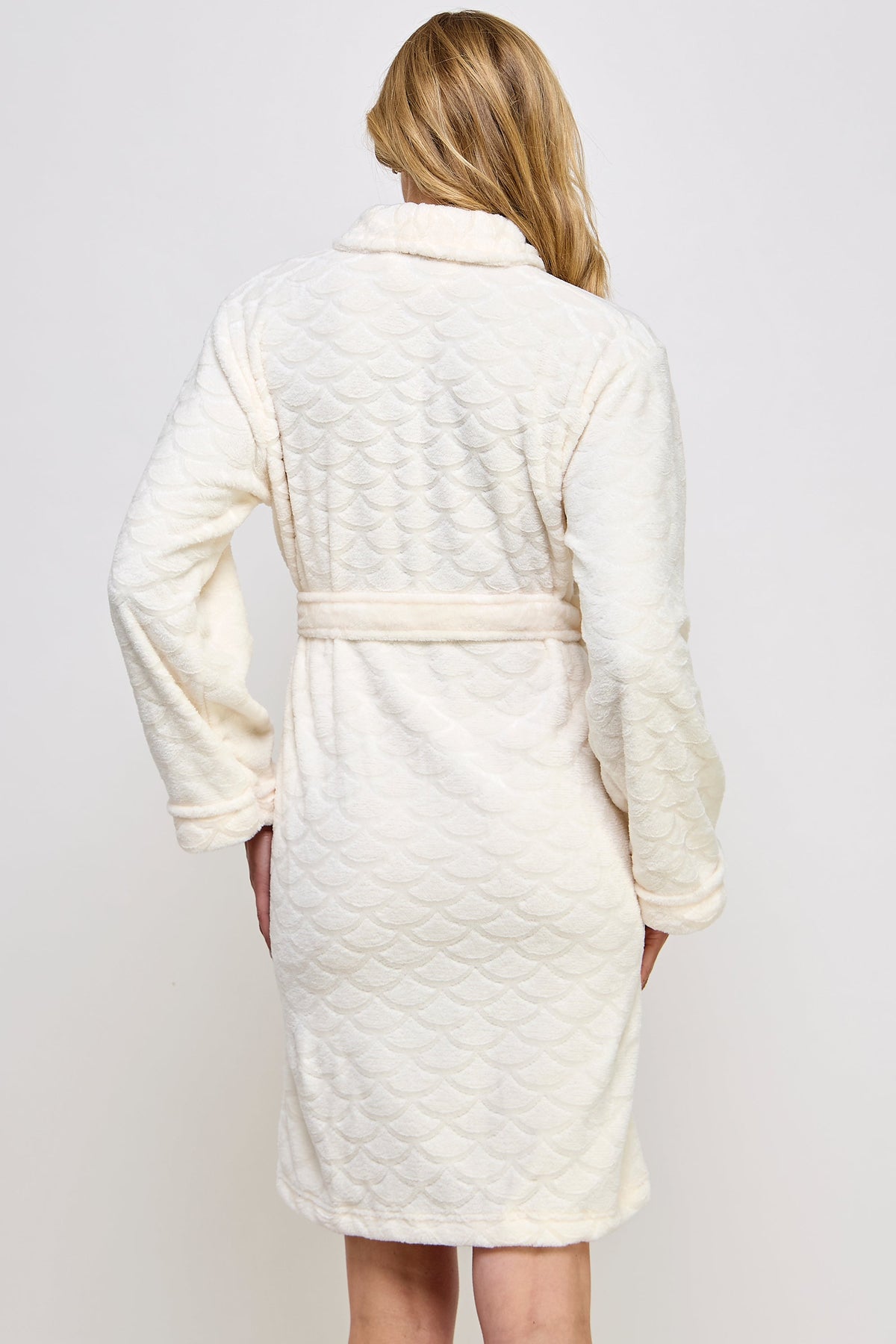 Ariel Robe