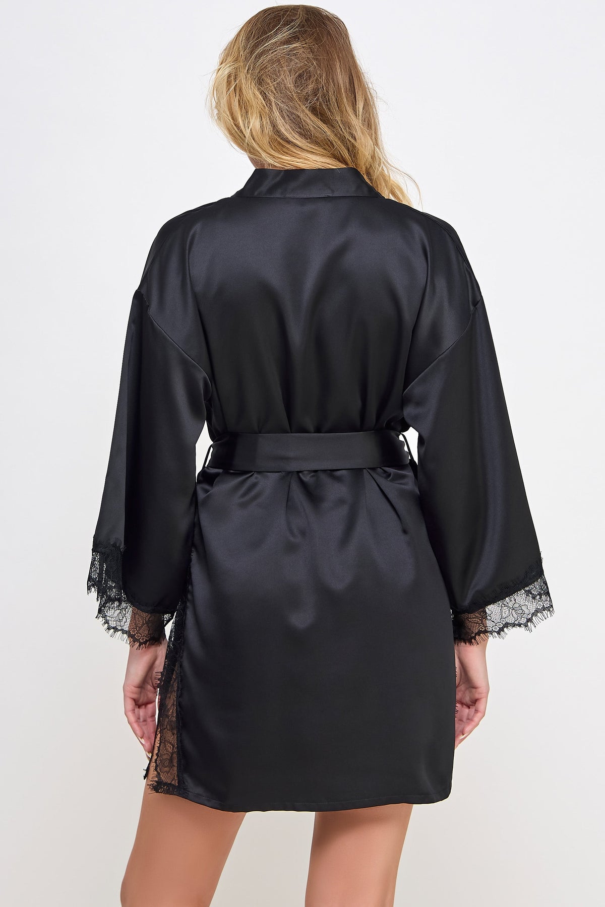 Gillian Robe